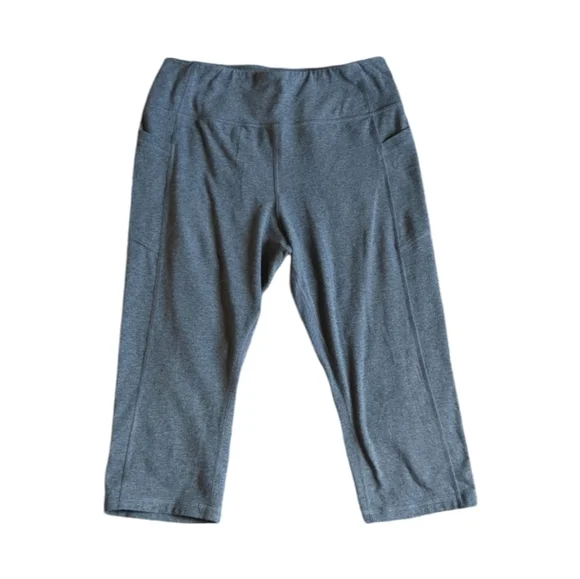 Athletic Works High Rise Gray Cropped Capri Leggings Phone Pocket Size Large - Picture 1 of 8